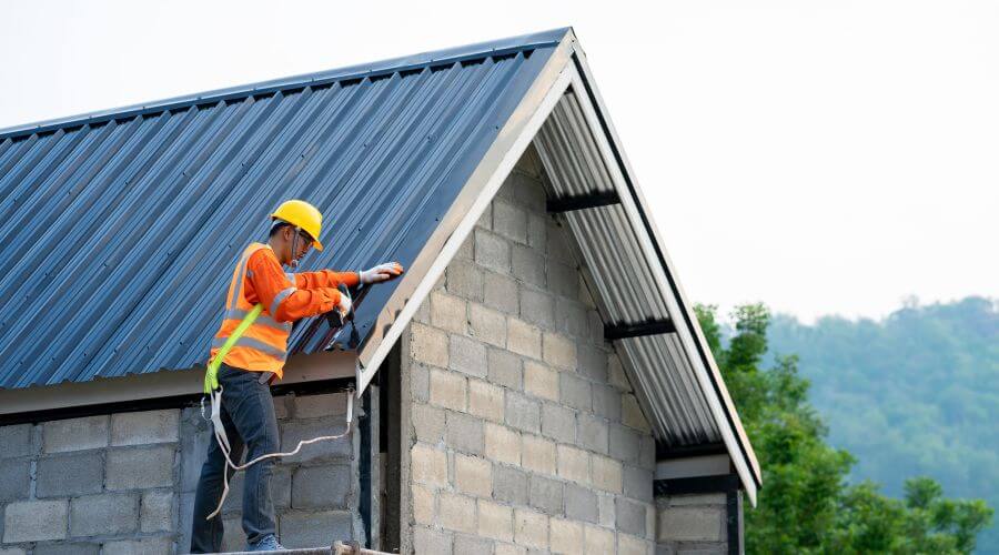 Expert top industrial roofings services in Marshes Siding, KY